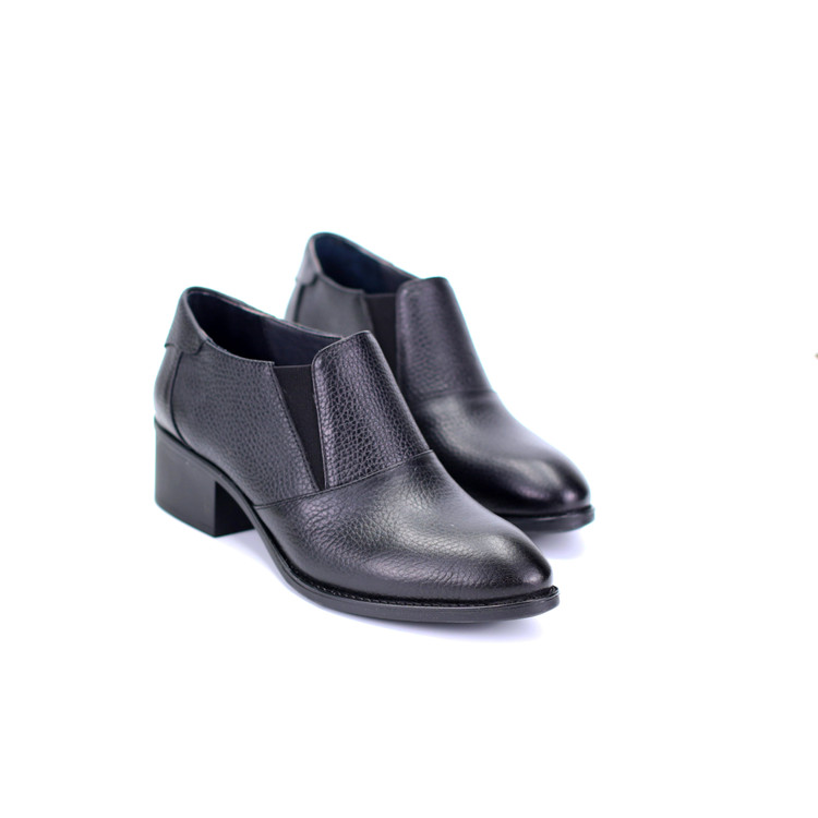 کفش زنانه اداری چرم طبیعی مدل لینا زیره پیو