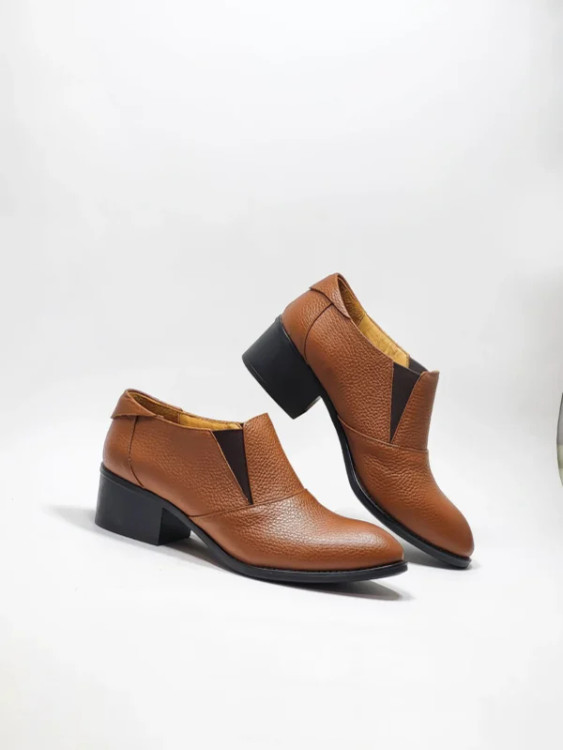 کفش زنانه اداری چرم طبیعی مدل لینا زیره پیو